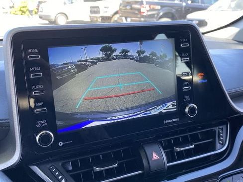 Used 2020 Toyota C-HR LE FWD image 25