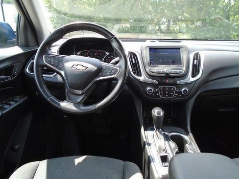 Used 2020 Chevrolet Equinox LT AWD/4WD image 17