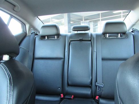 Used 2017 Nissan Maxima 3.5 SV FWD image 19