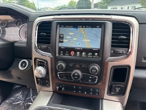Used 2016 RAM 1500 Laramie w/ Convenience Group AWD/4WD image 16