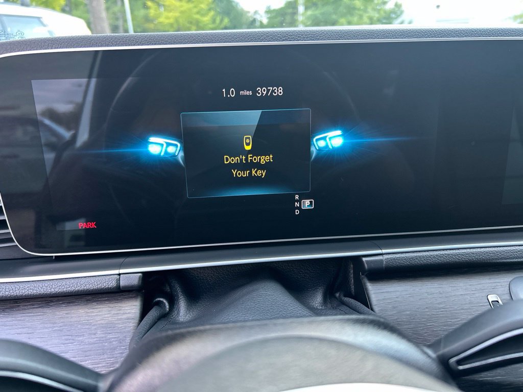 Used 2021 Mercedes-Benz GLE 350 4MATIC image 40