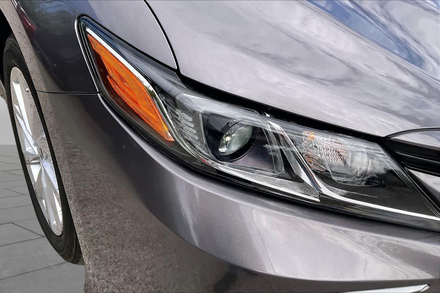 Used 2024 Toyota Camry LE w/ Convenience Package FWD image 27
