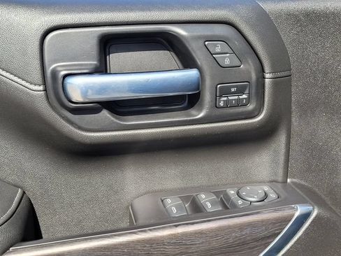 Used 2021 Chevrolet Silverado 1500 LTZ w/ Technology Package AWD/4WD image 25