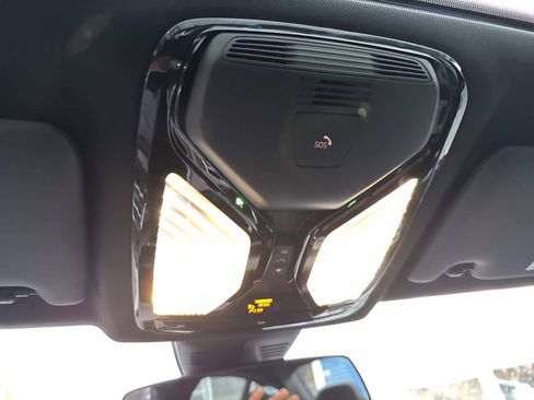 New 2025 BMW 330i xDrive 330i xDrive w/ M Sport Package image 26