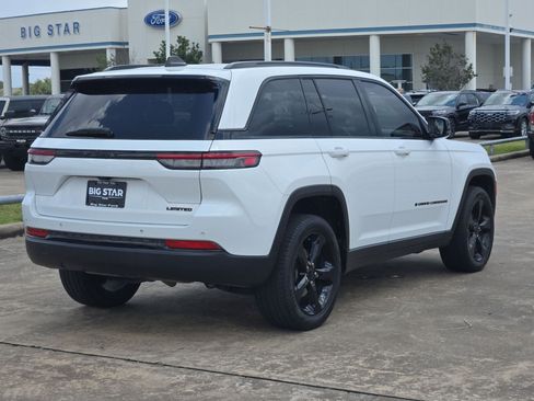 Used 2023 Jeep Grand Cherokee Limited w/ Black Appearance Package RWD image 3