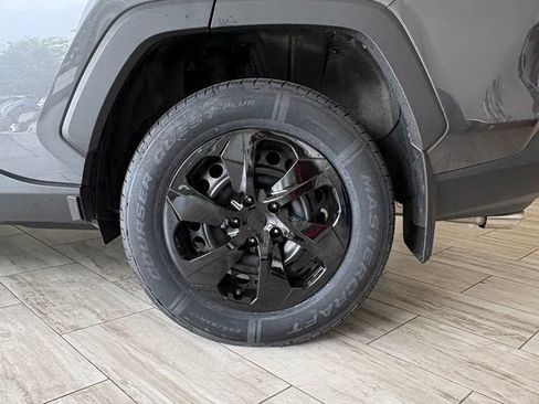 Used 2020 Toyota RAV4 LE w/ All Weather Liner Package AWD/4WD image 7