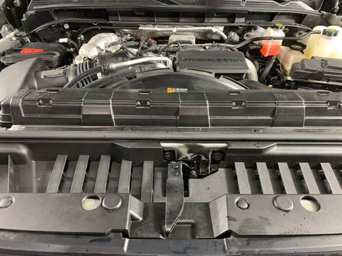 Used 2025 GMC Sierra 2500 SLT w/ SLT Convenience Package AWD/4WD image 29