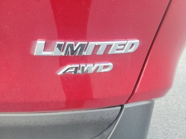 Used 2019 Toyota RAV4 Limited w/ Cold Weather Package AWD/4WD image 15
