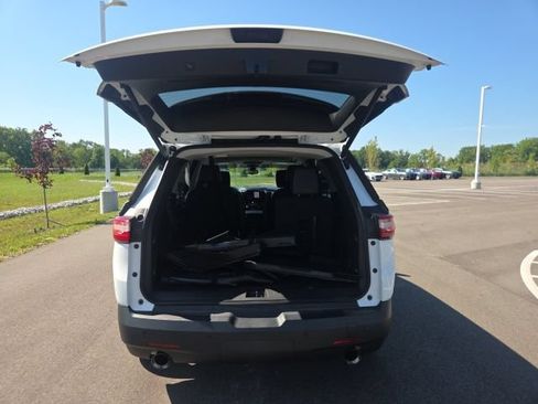 Used 2020 Chevrolet Traverse RS w/ LPO, Floor Liner Package FWD image 10