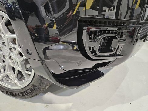 Used 2024 Land Rover Defender 110 V8 image 12