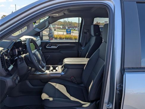 New 2026 Chevrolet Silverado 2500 LT image 12
