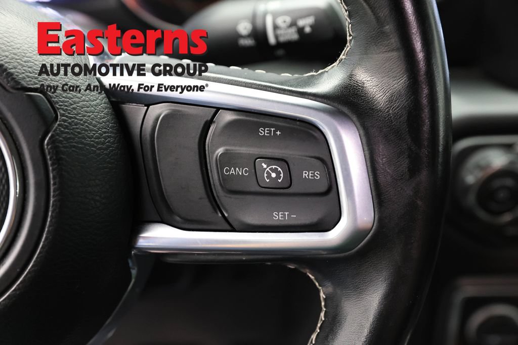 Used 2021 Jeep Gladiator Overland AWD/4WD image 15