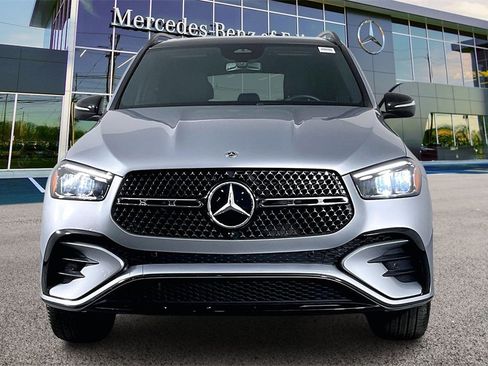 Certified 2025 Mercedes-Benz GLE 450e 4MATIC image 3