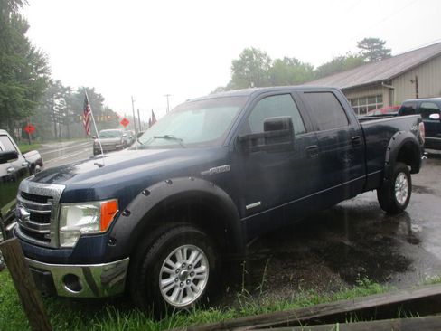 Used 2013 Ford F150 XLT w/ Mid Equipment Group image 3