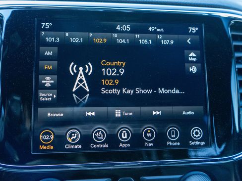 Used 2021 Jeep Grand Cherokee Limited w/ Trailer Tow Group IV image 17