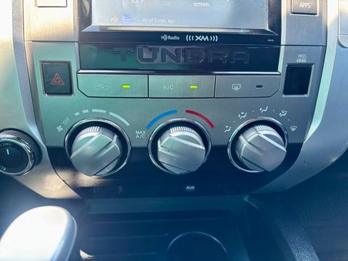 Used 2019 Toyota Tundra SR5 w/ SR5 Upgrade Package AWD/4WD image 24