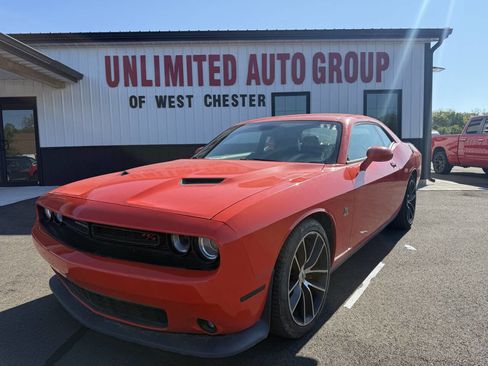 Used 2017 Dodge Challenger R/T Scat Pack w/ Leather Interior Group image 1