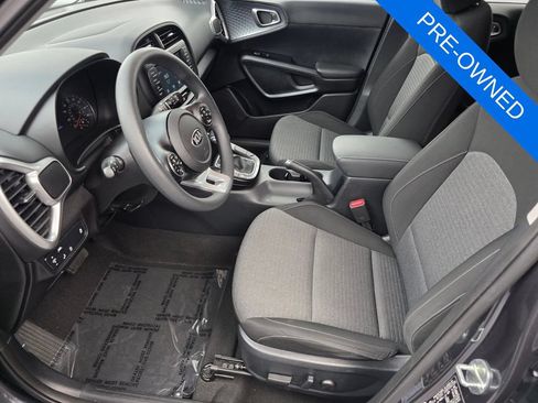 Used 2021 Kia Soul S FWD image 9
