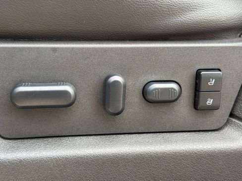 Used 2014 Ford F150 Lariat w/ Lariat Chrome Package AWD/4WD image 20