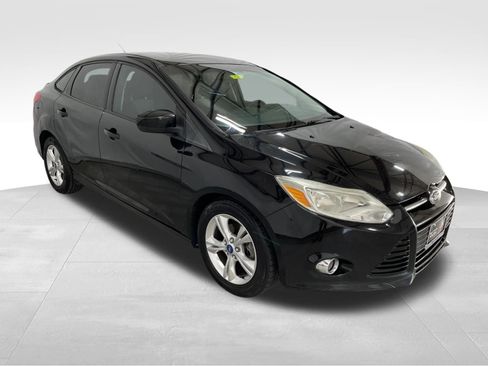Used 2012 Ford Focus SE image 3