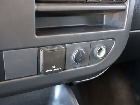 Used 2017 Chevrolet Express 3500 LT w/ LT Preferred Equipment Group image 21