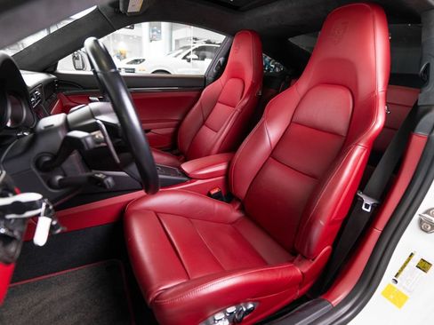 Certified 2018 Porsche 911 Turbo AWD/4WD image 5