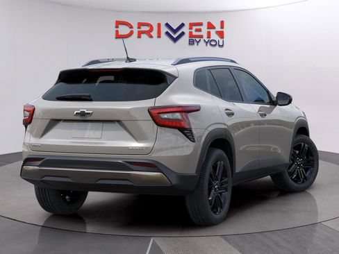 New 2026 Chevrolet Trax ACTIV w/ Driver Confidence Package image 4