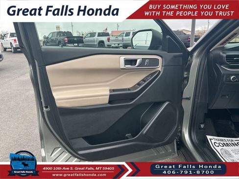 Used 2020 Ford Explorer XLT w/ Equipment Group 202A image 12