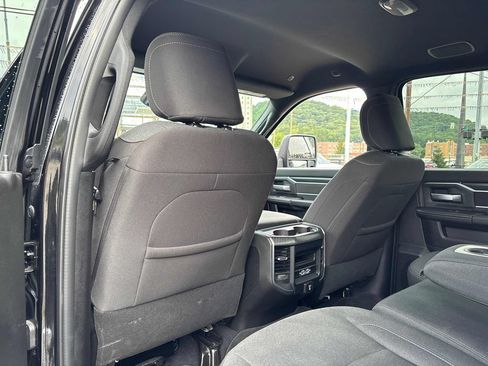 Used 2026 RAM 2500 Big Horn AWD/4WD image 23