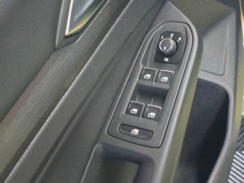 Used 2022 Volkswagen GTI Autobahn image 20