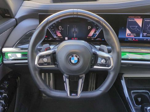 Certified 2024 BMW 760i xDrive w/ Executive Package image 24