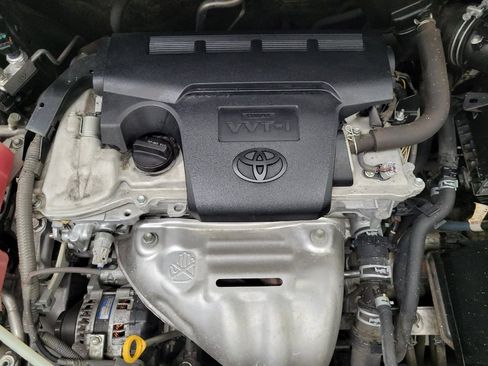 Used 2014 Toyota RAV4 XLE w/ Preferred Accessory Package FWD image 30
