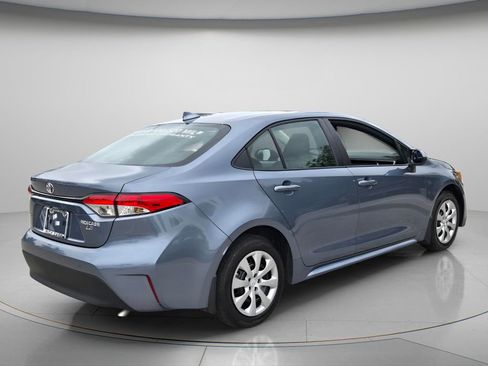 Used 2025 Toyota Corolla LE FWD image 7