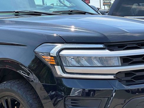 Used 2023 Ford Expedition XLT AWD/4WD image 8