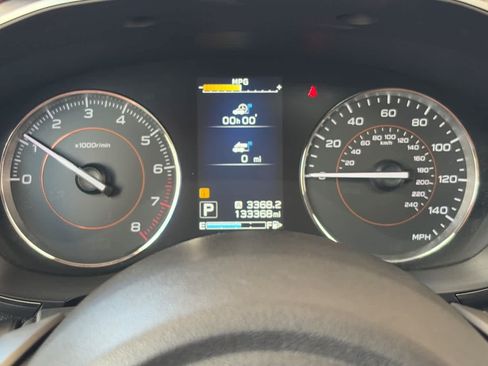 Used 2019 Subaru Crosstrek 2.0i Limited w/ Moonroof Package w/Navigation AWD/4WD image 27