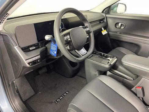 New 2026 Hyundai Ioniq 5 SEL image 3