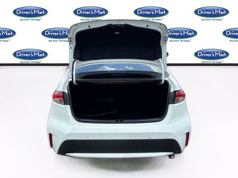 Used 2021 Toyota Corolla LE FWD image 23