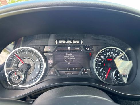 Used 2025 RAM 1500 Big Horn AWD/4WD image 29