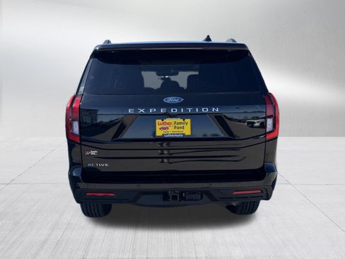 Certified 2025 Ford Expedition Active AWD/4WD image 6