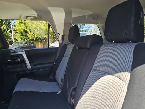Used 2021 Toyota 4Runner SR5 AWD/4WD image 18