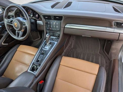 Used 2019 Porsche 911 Carrera image 21