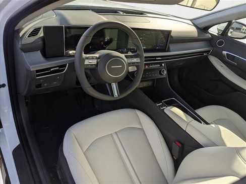 New 2026 Hyundai Sonata SEL image 3