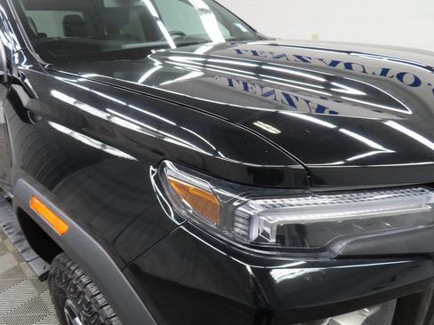 Used 2024 GMC Canyon AT4 image 27