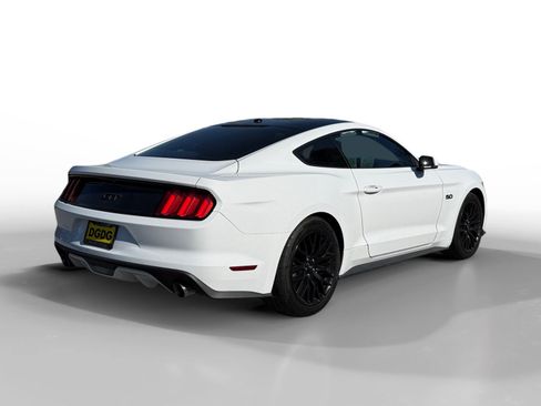 Used 2017 Ford Mustang GT Premium w/ GT Performance Package image 5