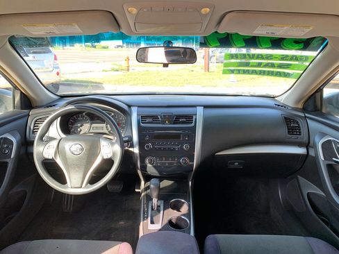 Used 2013 Nissan Altima 2.5 S FWD image 13