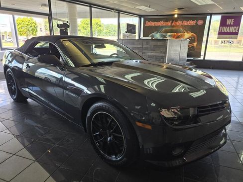 Used 2015 Chevrolet Camaro LT image 6
