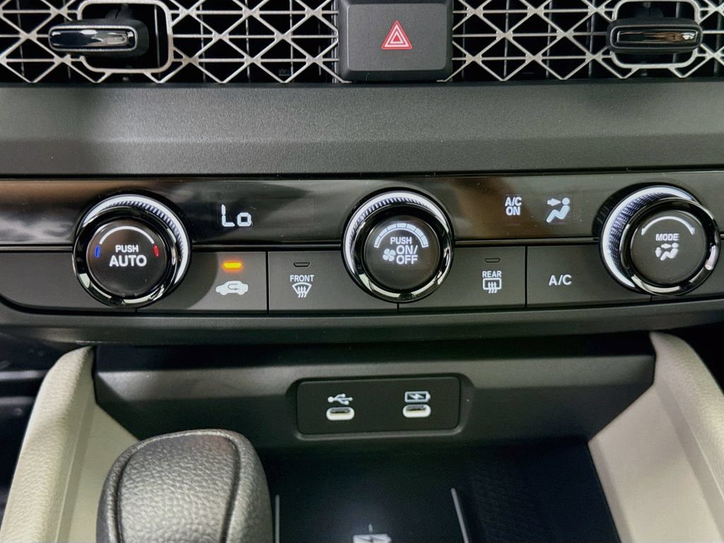 New 2026 Honda Accord LX image 17