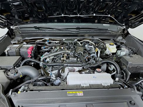 Used 2025 Toyota Tacoma TRD Off-Road w/ TRD Off Road Upgrade Package image 30