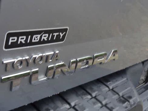 Used 2010 Toyota Tundra 4x4 Double Cab image 23