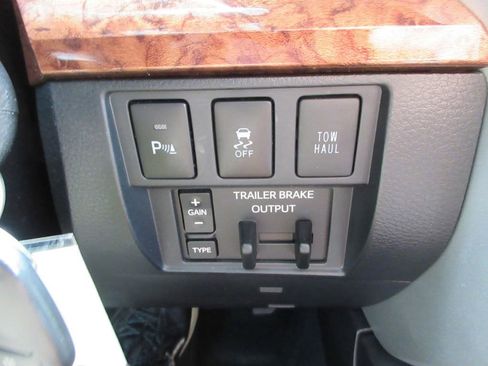 Used 2017 Toyota Tundra 1794 Edition AWD/4WD image 30